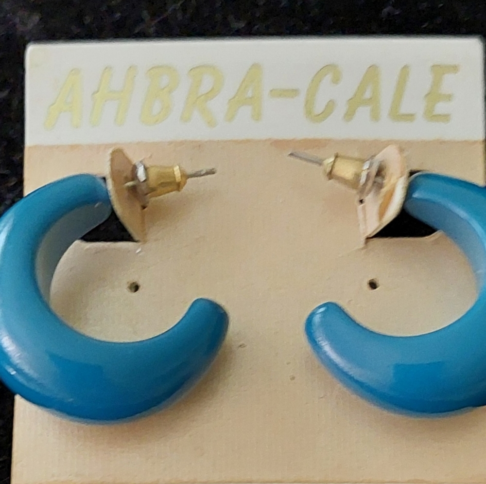 Authentic Vintage Chubby Earrings Never Worn